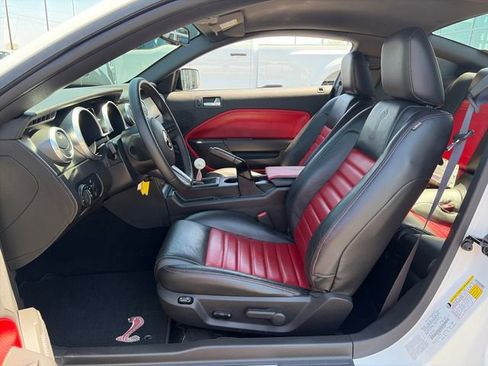 Used 2009 Ford Mustang Shelby GT500 RWD image 16