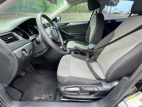 Used 2017 Volkswagen Jetta S FWD image 20