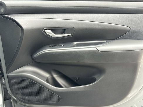 Used 2025 Hyundai Tucson SEL AWD/4WD image 18