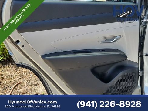 Used 2026 Hyundai Tucson SEL FWD image 16