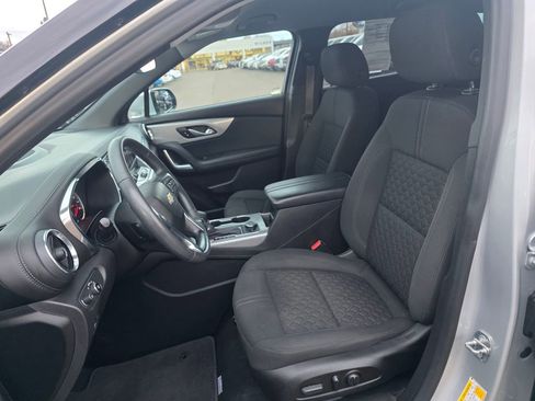 Used 2022 Chevrolet Blazer LT image 6