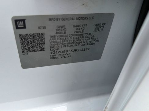 Used 2018 Chevrolet Malibu LT FWD image 38