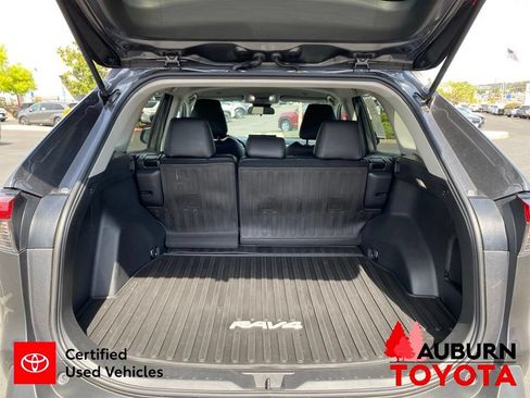 Certified 2023 Toyota RAV4 LE FWD image 10