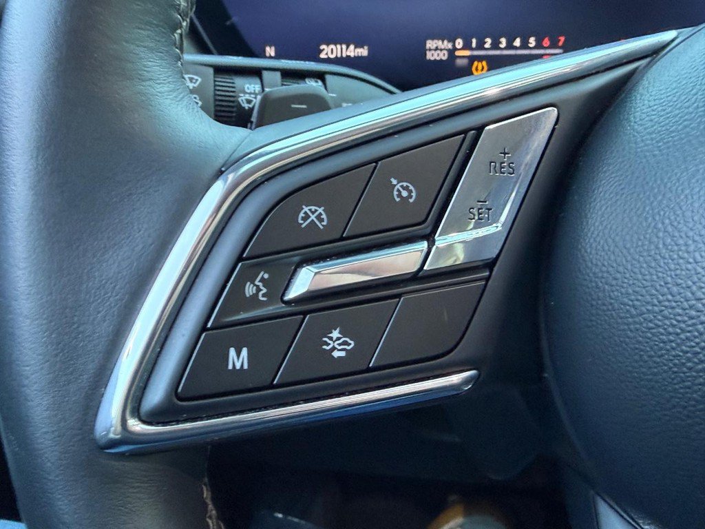 Used 2024 Buick Envision Preferred AWD/4WD image 17