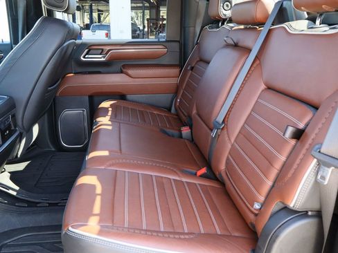 Used 2024 GMC Sierra 2500 Denali Ultimate image 28