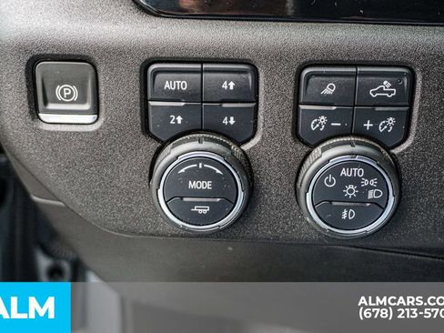 Used 2024 Chevrolet Silverado 1500 High Country w/ High Country Premium Package image 46