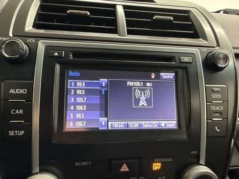 Used 2014 Toyota Camry SE FWD image 31