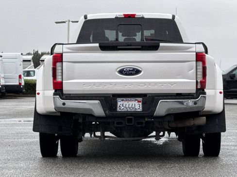 Used 2019 Ford F450 Lariat w/ Lariat Ultimate Package AWD/4WD image 5
