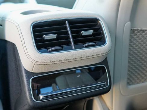 New 2026 Mercedes-Benz GLS 450 4MATIC image 70