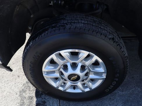 Used 2025 Chevrolet Silverado 2500 LT w/ Convenience Package image 11