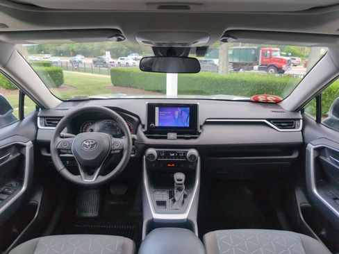 Certified 2023 Toyota RAV4 XLE w/ Convenience Package AWD/4WD image 29
