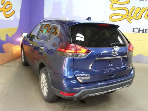 Used 2020 Nissan Rogue SV AWD/4WD image 6