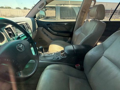 Used 2004 Toyota 4Runner Limited AWD/4WD image 6