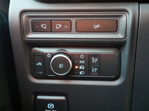 Certified 2023 Ford F150 XLT w/ Equipment Group 302A High image 17