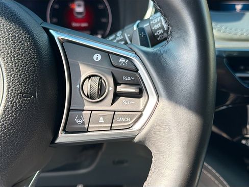 Used 2023 Acura MDX SH-AWD w/ Advance Package image 36