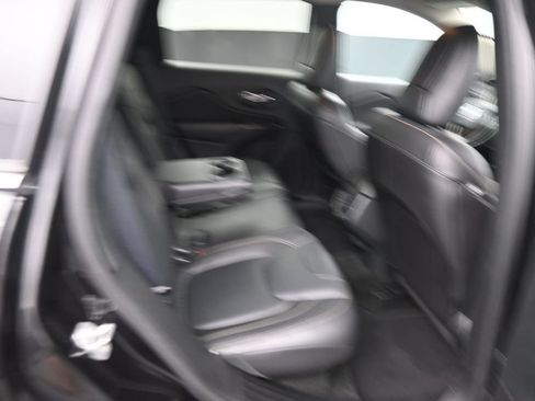 Used 2016 Jeep Cherokee Limited AWD/4WD image 13