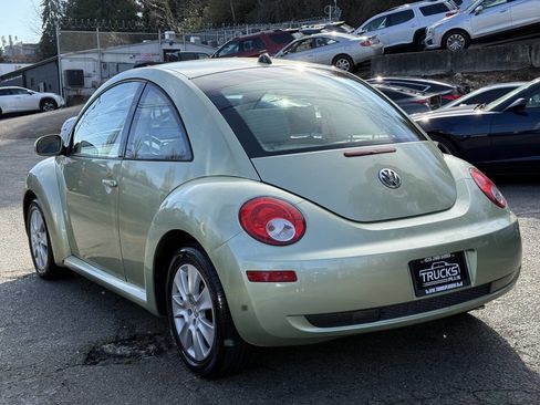 Used 2008 Volkswagen Beetle S image 4
