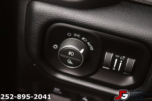 Used 2021 RAM 1500 Laramie w/ Sport Appearance Package AWD/4WD image 28