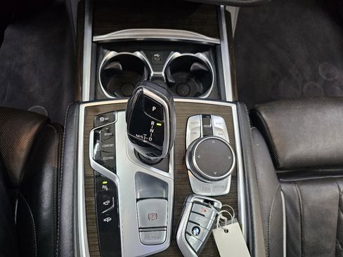Used 2020 BMW 740i image 35