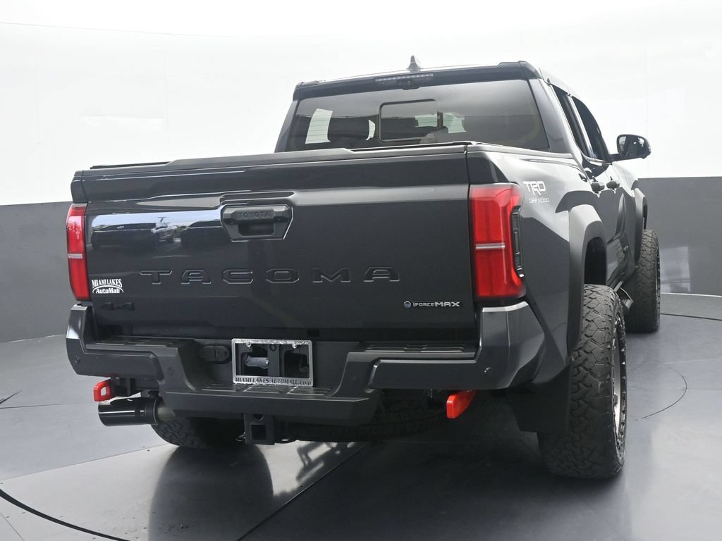 Used 2025 Toyota Tacoma TRD Off-Road w/ TRD Off Road Premium Package AWD/4WD image 5