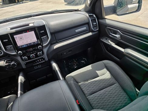 Used 2025 RAM 1500 Big Horn AWD/4WD image 42