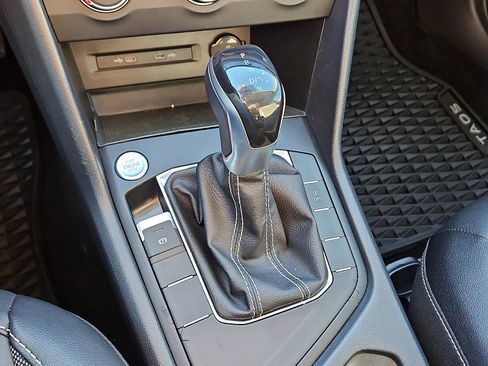 Used 2022 Volkswagen Taos SE image 14