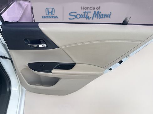 Used 2015 Honda Accord EX-L image 31