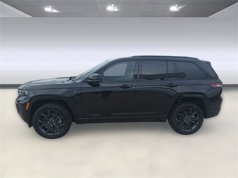 New 2024 Jeep Grand Cherokee Limited 4xe image 2