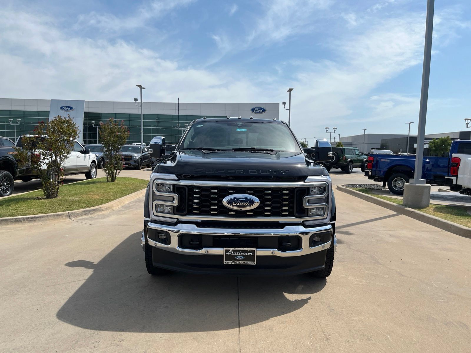 New 2026 Ford F450 King Ranch w/ Chrome Package AWD/4WD image 9