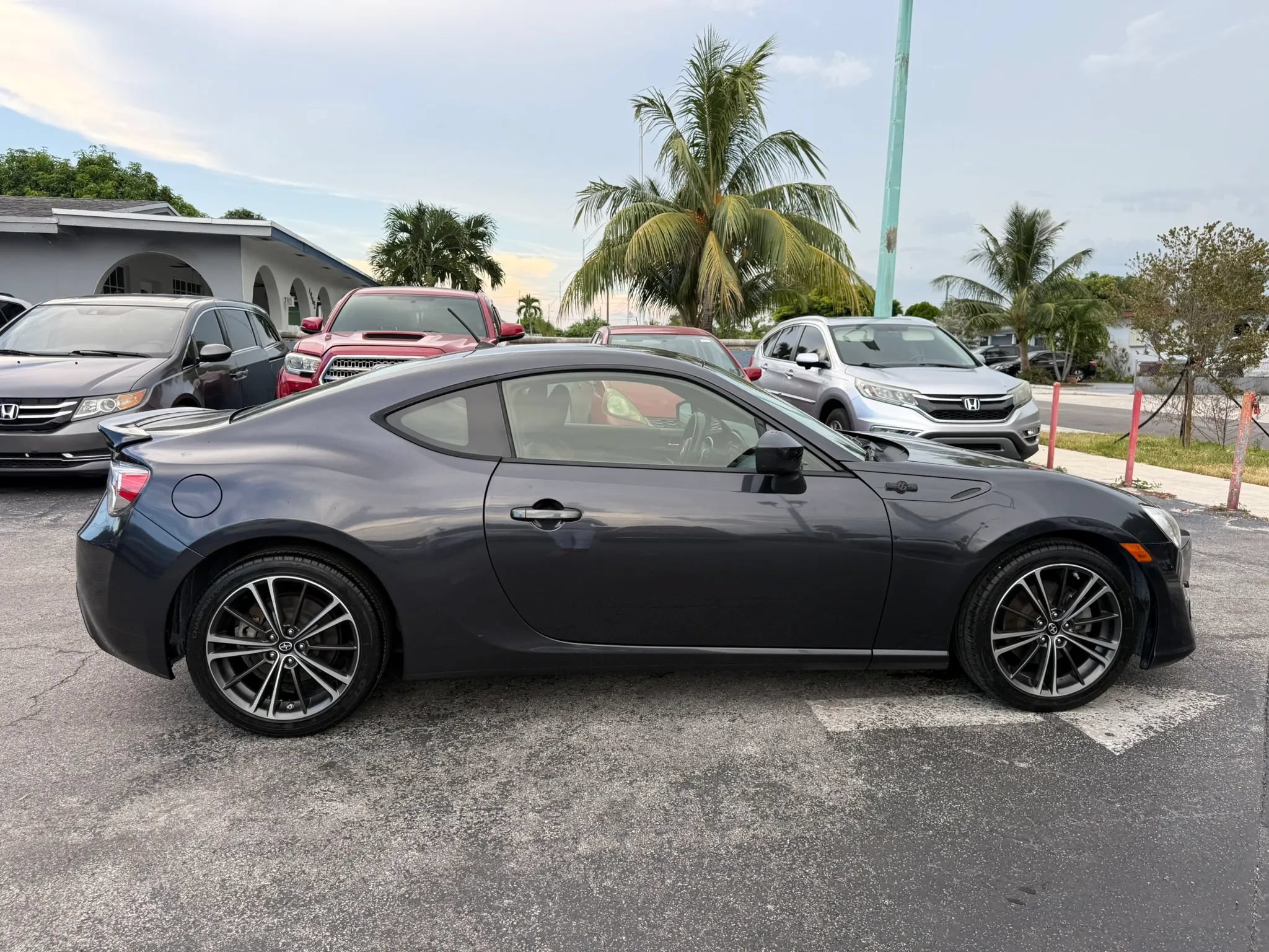 Used 2014 Scion FR-S RWD image 6