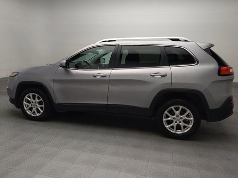 Used 2014 Jeep Cherokee Latitude FWD image 3
