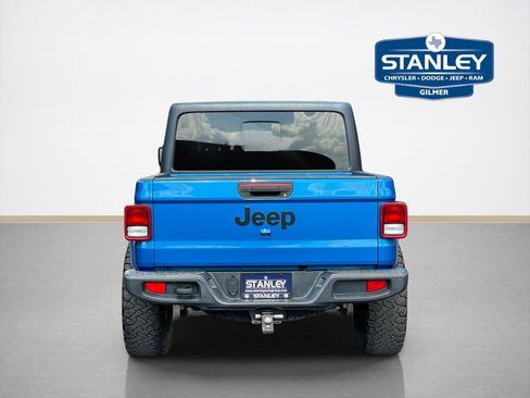 Used 2022 Jeep Gladiator Sport AWD/4WD image 7