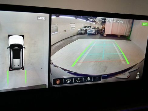 Used 2025 INFINITI QX80 Sensory image 70