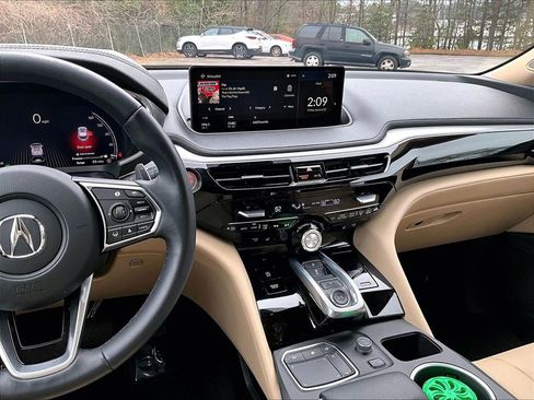 Used 2023 Acura MDX SH-AWD image 10