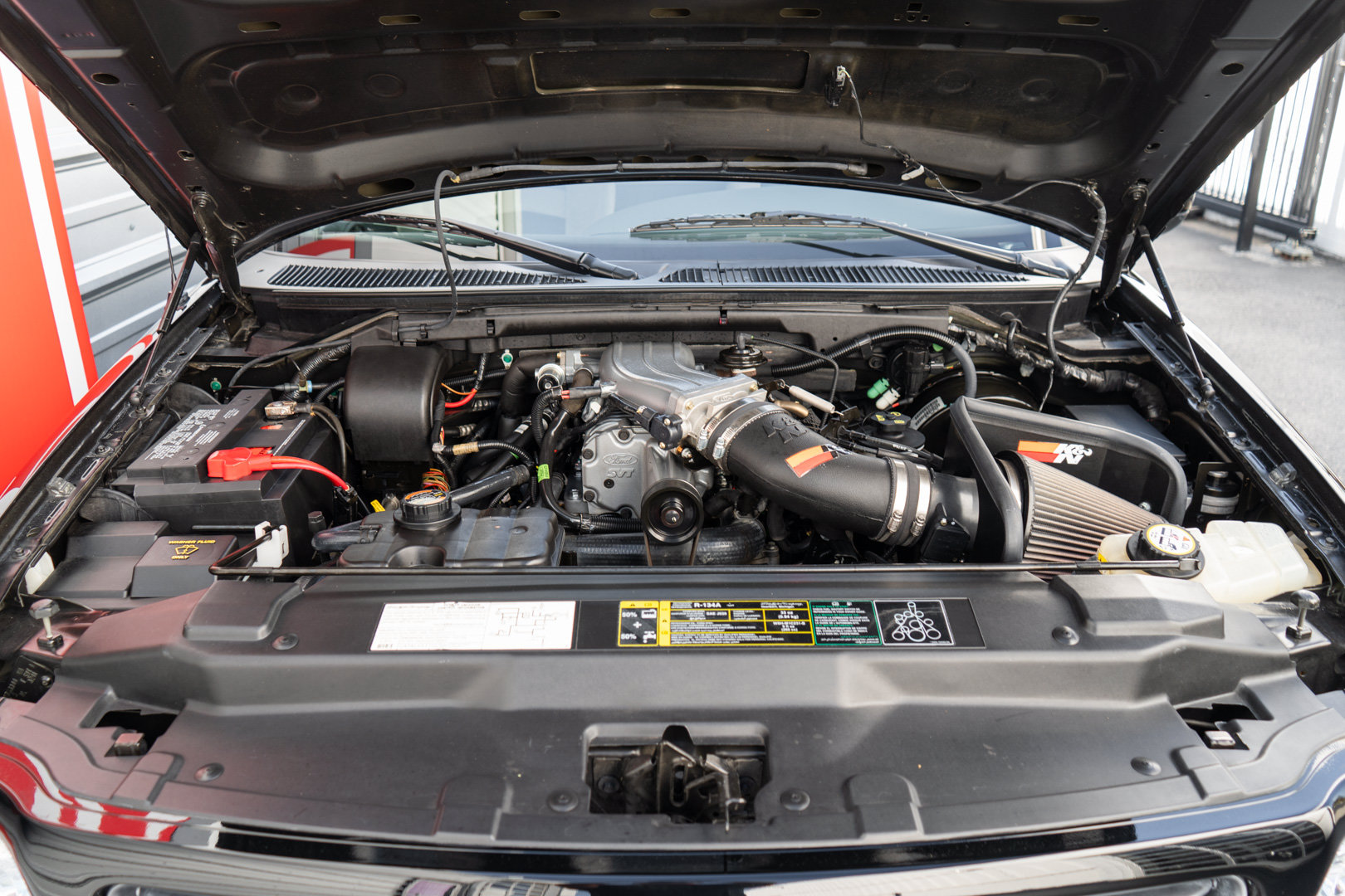 Used 2004 Ford F150 Lightning RWD image 25
