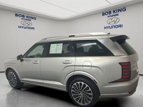 Certified 2026 Hyundai Palisade Calligraphy AWD/4WD image 3