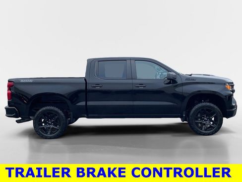 Used 2024 Chevrolet Silverado 1500 Custom Trail Boss w/ Dark Appearance Package image 7