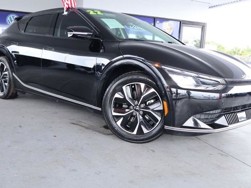 Used 2022 Kia EV6 Wind RWD image 5