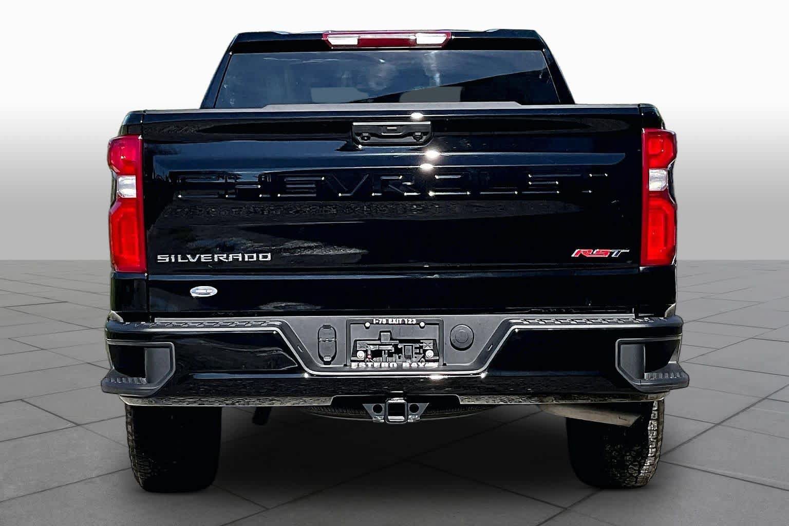 Used 2026 Chevrolet Silverado 1500 RST w/ RST Select Package RWD image 5