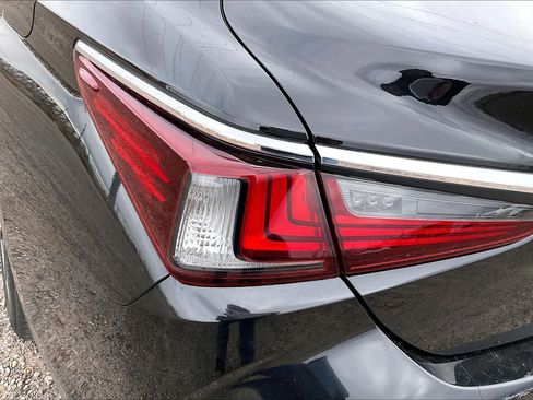 Certified 2025 Lexus ES 350 image 27