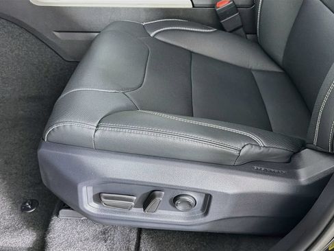 New 2026 Toyota Tundra Limited AWD/4WD image 23