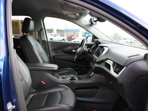 Used 2022 GMC Terrain SLT w/ Tech Package image 28