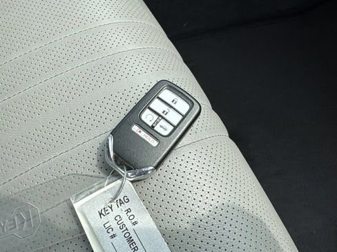 Used 2020 Honda Accord EX-L image 40