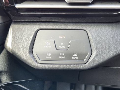 Certified 2023 Volkswagen ID.4 Pro S Plus AWD/4WD image 18
