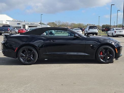 Used 2024 Chevrolet Camaro LT w/ RS Package image 4