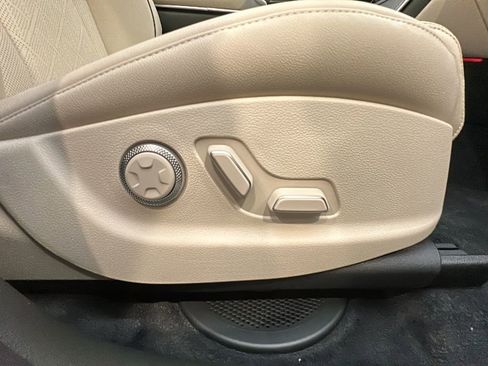New 2026 Genesis GV80 2.5T Advanced AWD/4WD image 21