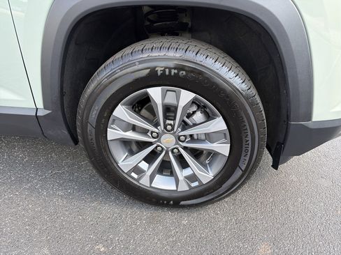 Used 2026 Chevrolet Equinox LT w/ LPO, Floor Liner Package FWD image 12