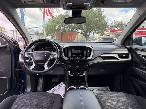 Used 2022 GMC Terrain SLE w/ Driver Convenience Package AWD/4WD image 21