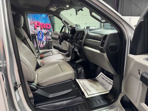 Used 2018 Ford F350 XL w/ Power Equipment Group AWD/4WD image 15