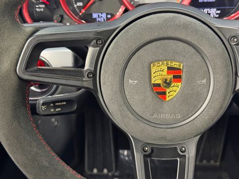 Used 2015 Porsche 911 Carrera 4S image 22